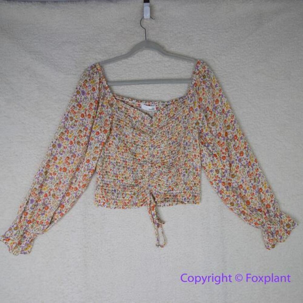 New! Heatherly floral print long sleeve smocked‎ tie front top, size M